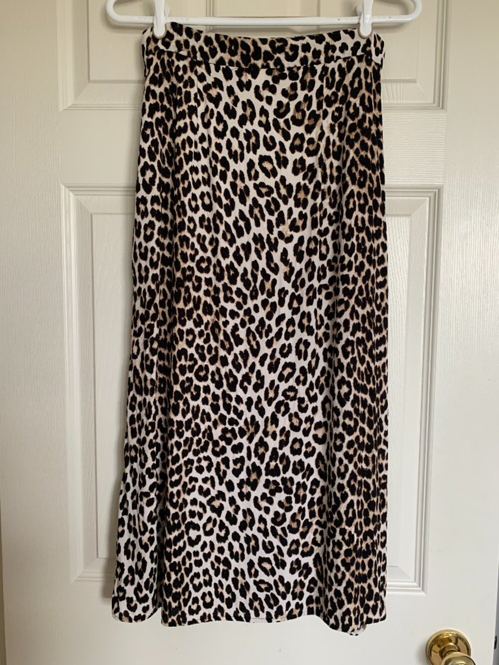 H&M Calf-Length Leopard Print Skirt